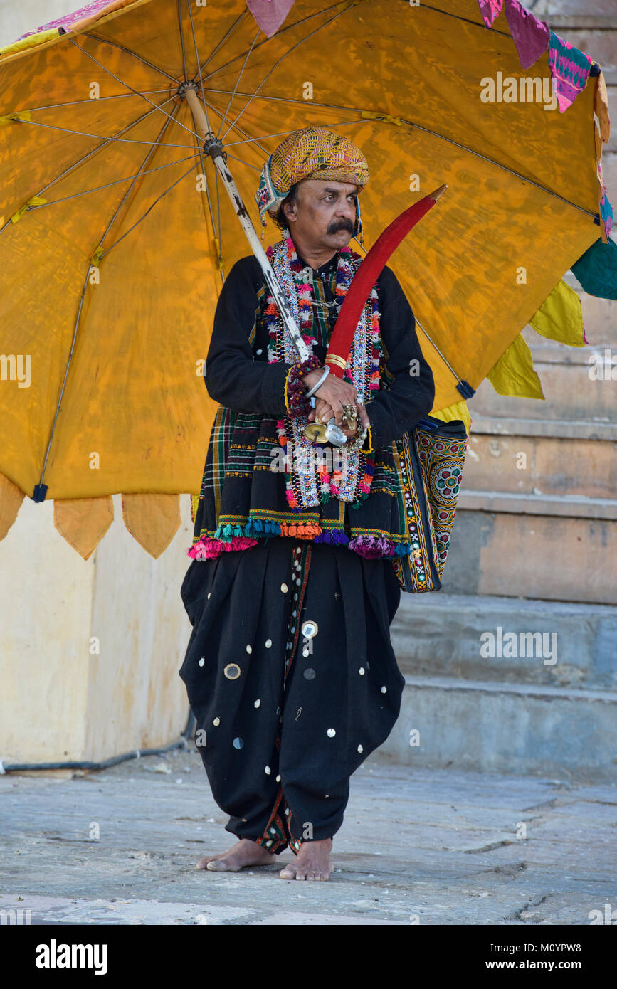 Tradizionali di Rajasthani durante un festival di Pushkar, Rajasthan, India Foto Stock