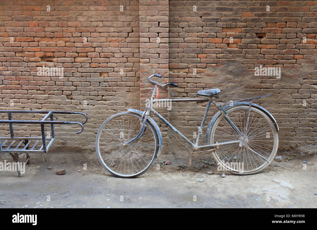 Vecchia bicicletta Kathmandu in Nepal Foto Stock