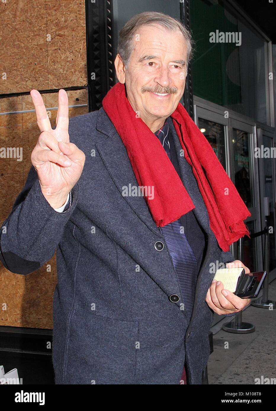 New York, NY, STATI UNITI D'AMERICA. 24 gen 2018. Ex Presidente del Messico Vicente Fox a costruire serie in New York New York il 24 gennaio 2018. Credito: Rainmaker foto/media/punzone Alamy Live News Foto Stock