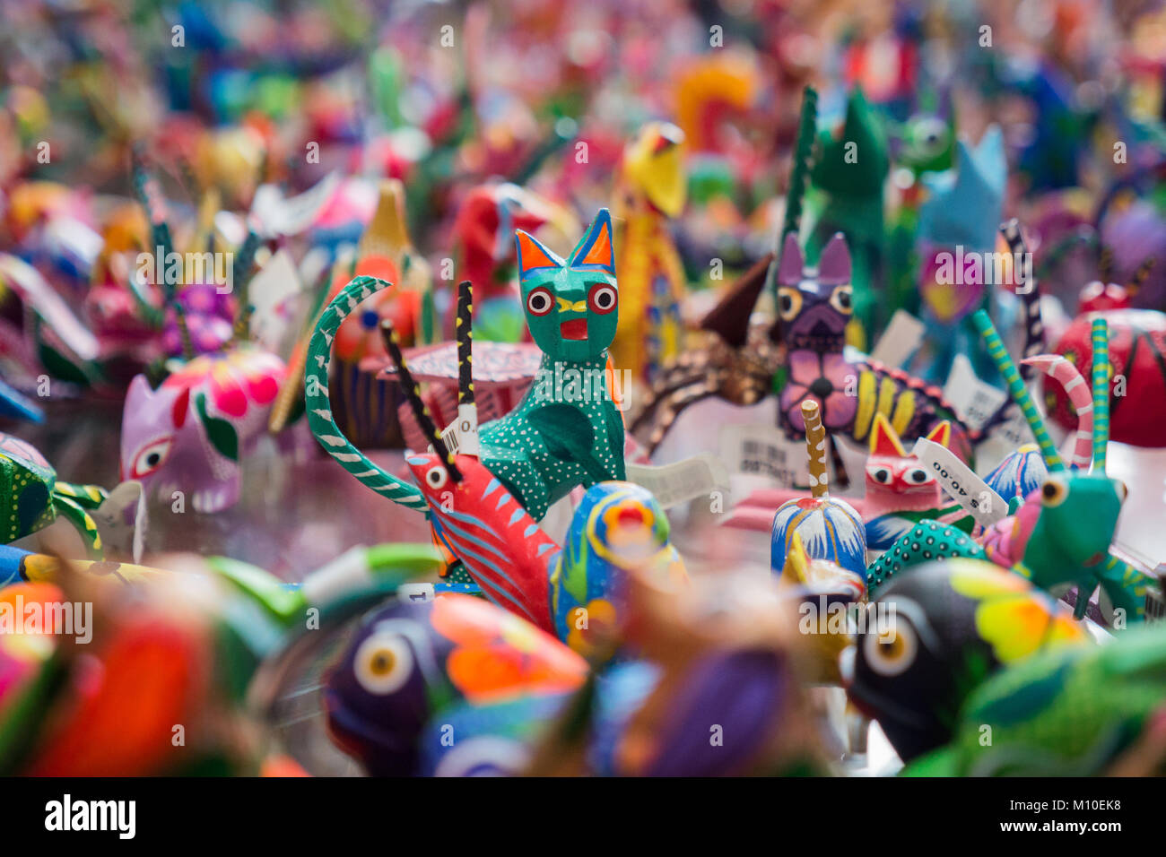 Giocattoli per vendita, Oaxaca, Messico Foto Stock