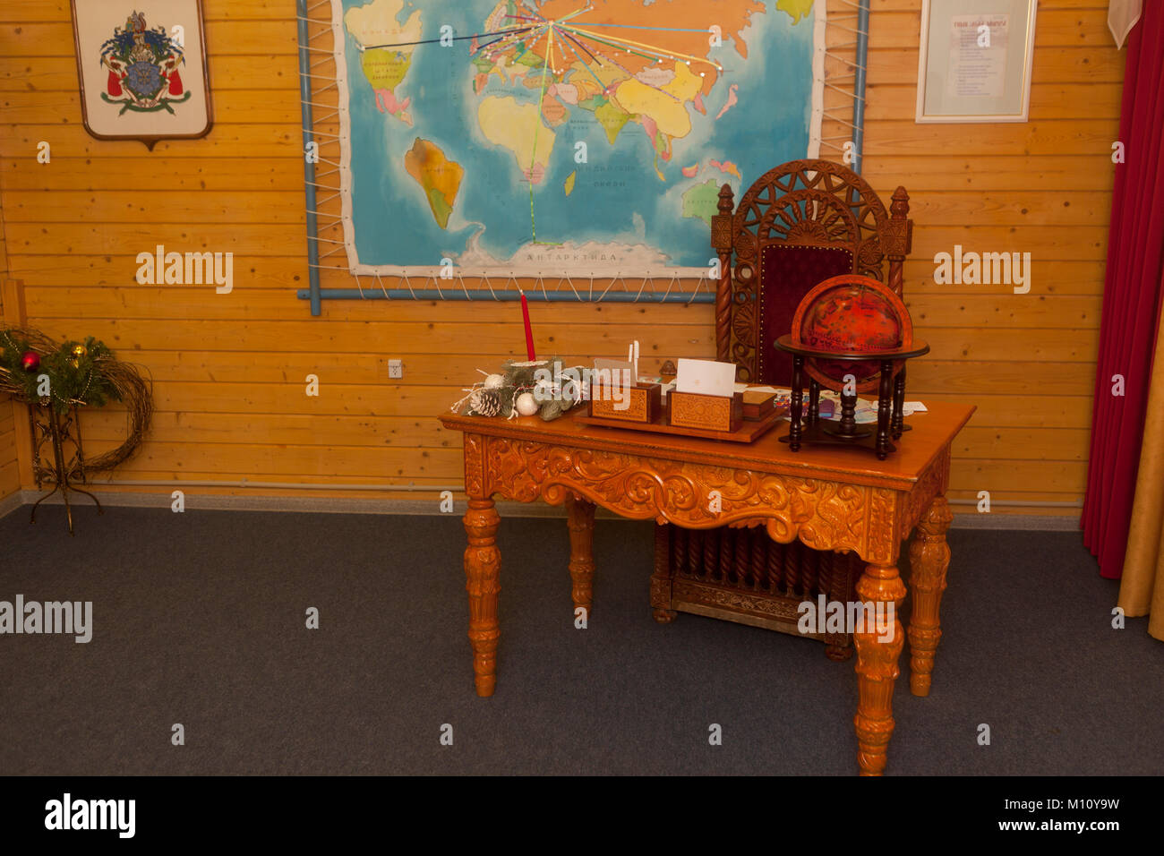 Veliky Ustyug, Vologda regione, Russia - Gennaio 4, 2014: interno camera di lavoro padre Frost Foto Stock