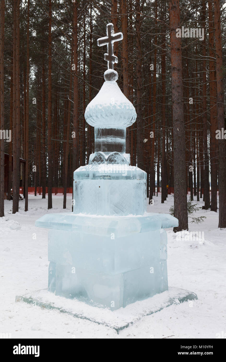 Sculture di ghiaccio vicino alla casa padre gelo in città Veliky Ustyug, Vologda regione, Russia Foto Stock