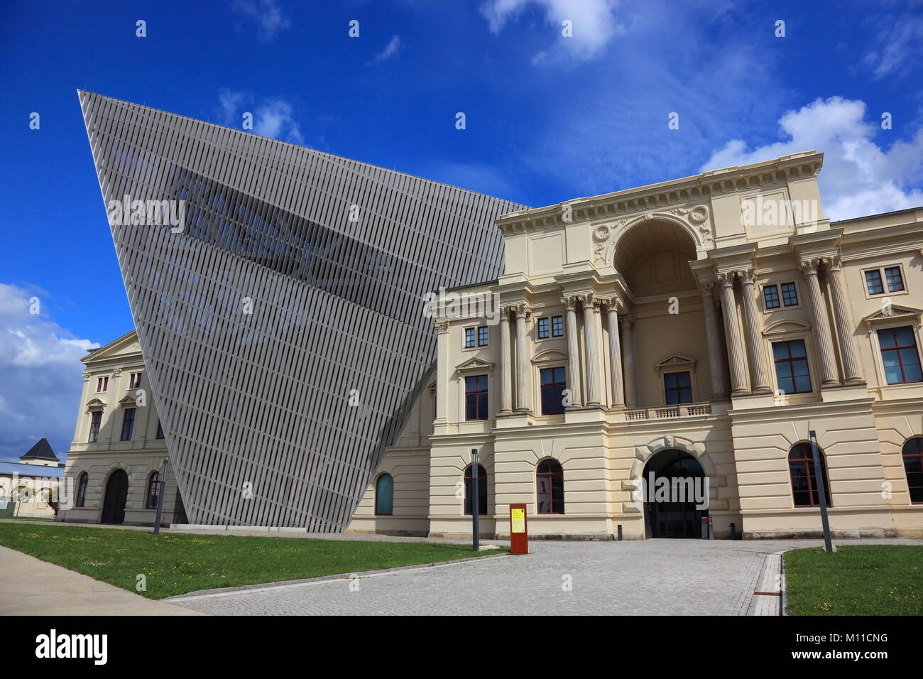 Bundeswehr Museo di Storia Militare, Militärhistorisches Museum der Bundeswehr, ex arsenale militare, architetto Daniel Libeskind, Dresda, Sassonia, G Foto Stock