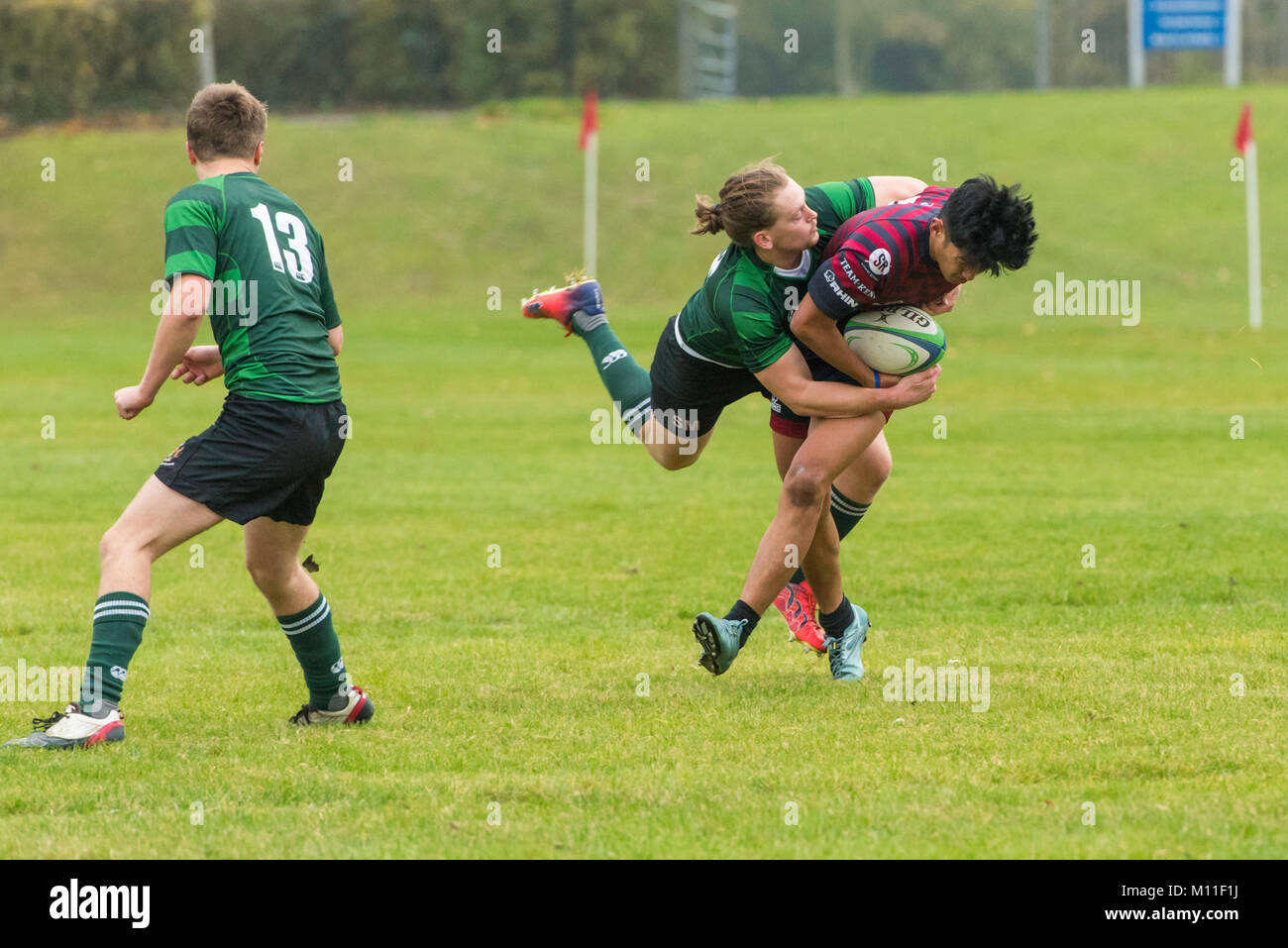 Kent gli studenti universitari a Canterbury concorrenti nel rugby union match. contro un altro ateneo. Foto Stock