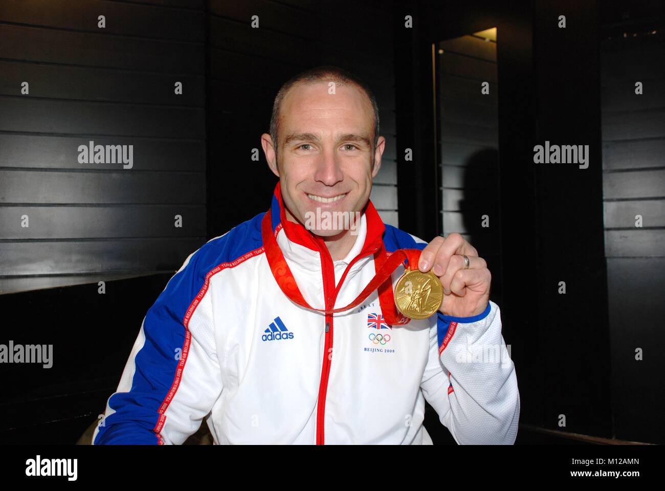 Jamie personale, membro del British Olympic cycling team, partecipa a un evento di celebrità in Ashford, Kent il 23 novembre 2008. Foto Stock