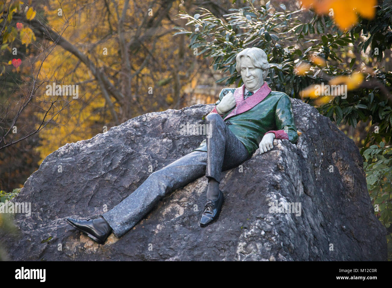 Statua di Oscar Wilde, Merrion Square Park, Dublin, Irlanda Foto Stock
