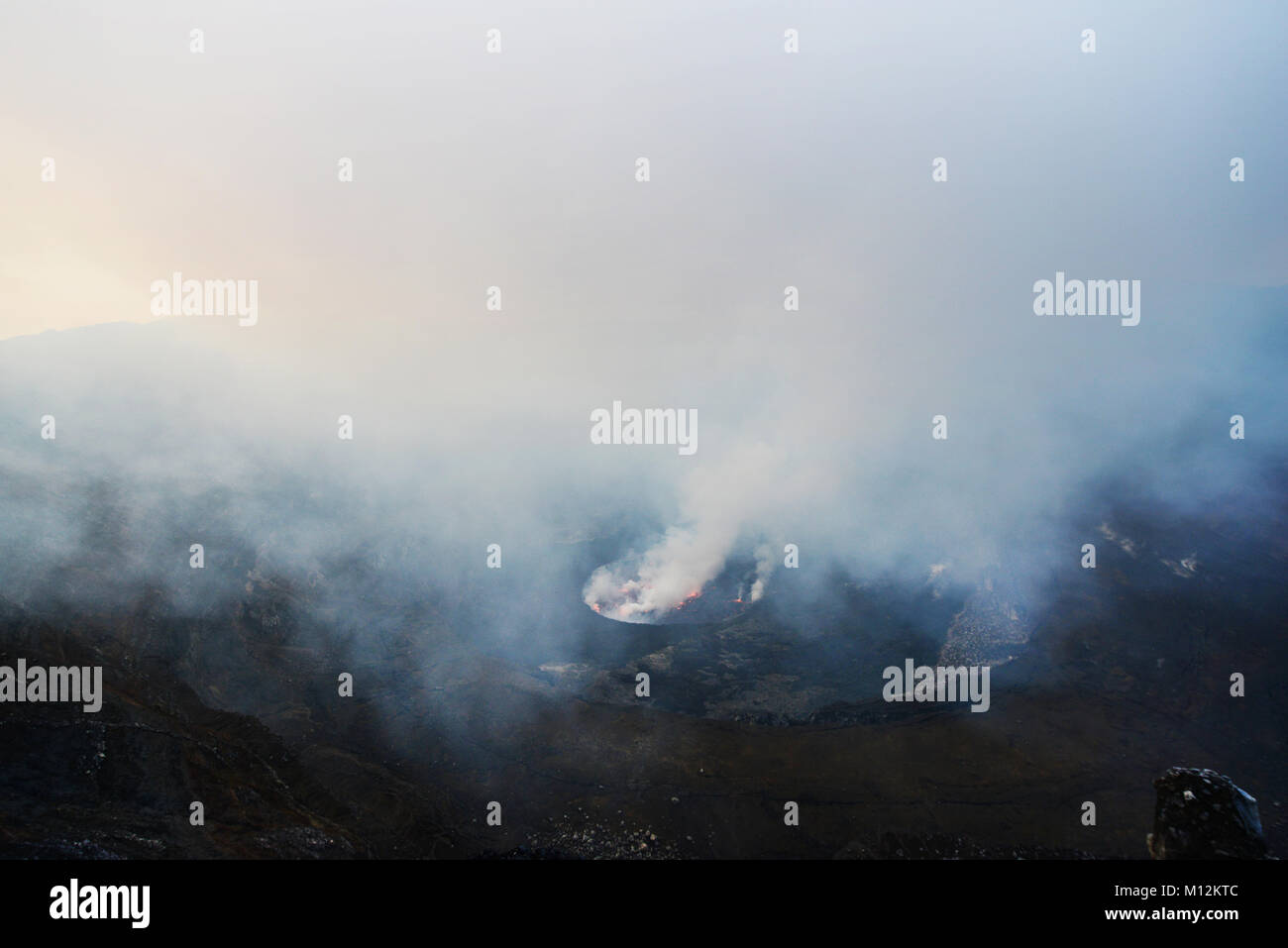 Vulcano Nyiragongo nella catena dei Virunga, D.R.C Foto Stock