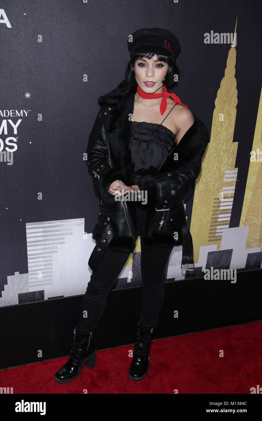 New York, NY, STATI UNITI D'AMERICA. 25 gennaio, 2018. Vanessa Hudgens a Delta Air Lines festeggia 2018 GRAMMY Weekend di eventi presso il Bowery Hotel on gennaio 25, 2018 a New York City. Credito: Diego Corredor/media/punzone Alamy Live News Foto Stock New York, NY, STATI UNITI D'AMERICA. 25 gennaio, 2018. Vanessa Hudgens a Delta Air Lines festeggia 2018 GRAMMY Weekend di eventi presso il Bowery Hotel on gennaio 25, 2018 a New York City. Credito: Diego Corredor/media/punzone Alamy Live News Foto Stock