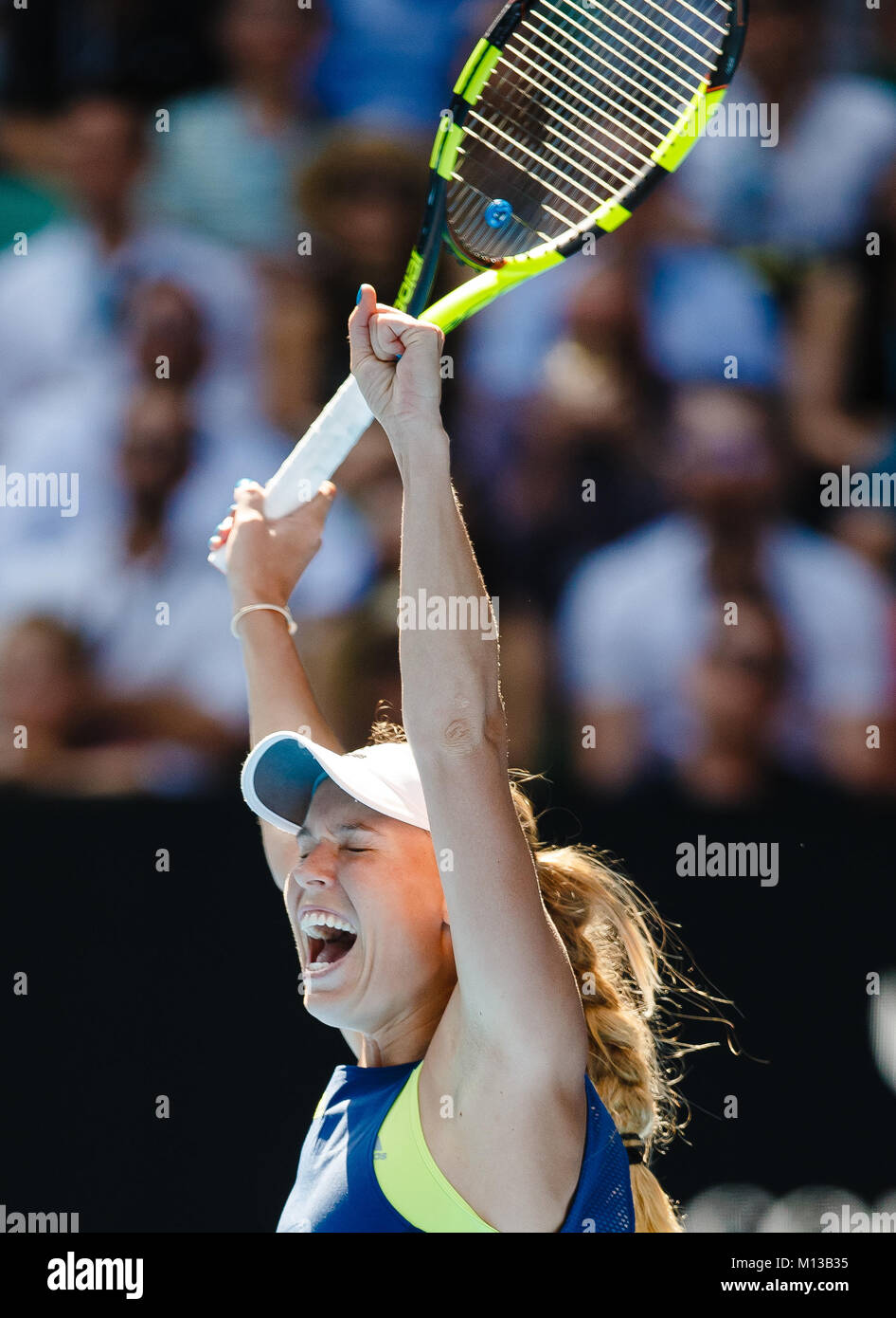 Melbourne, AUS, 26 Gennaio 2018: Danese tennista Caroline WOZNIACKI in azione durante la sua semifinale il 2018 Open di Australia a Melbourne Park. Credito: Frank Molter/Alamy Live News Foto Stock