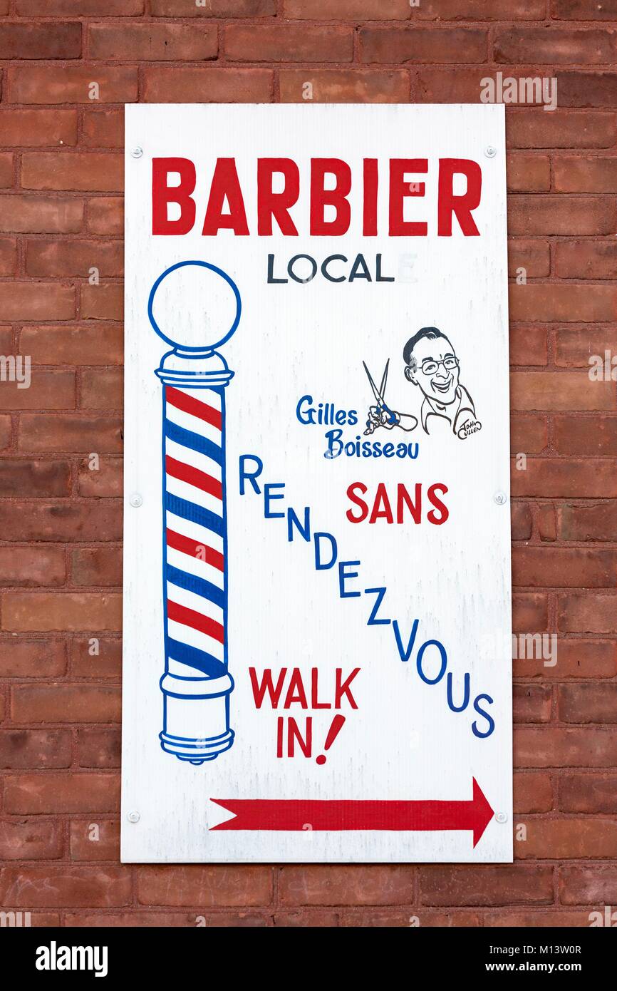 Canada, Provincia di Quebec, Outaouais, Pontiac Regione, Fort Coulonge, Barber Shop segno Foto Stock