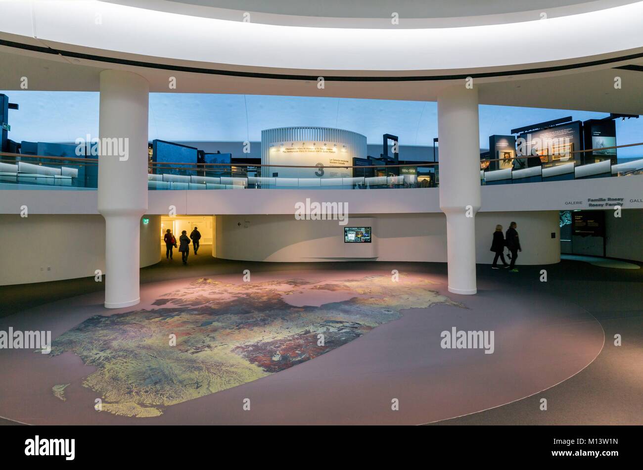 Canada, Provincia di Quebec, Outaouais, la città di Gatineau, il Museo Canadese della storia, nuove gallerie dedicate alla storia del Canada, vista generale e la mappa del Canada Foto Stock