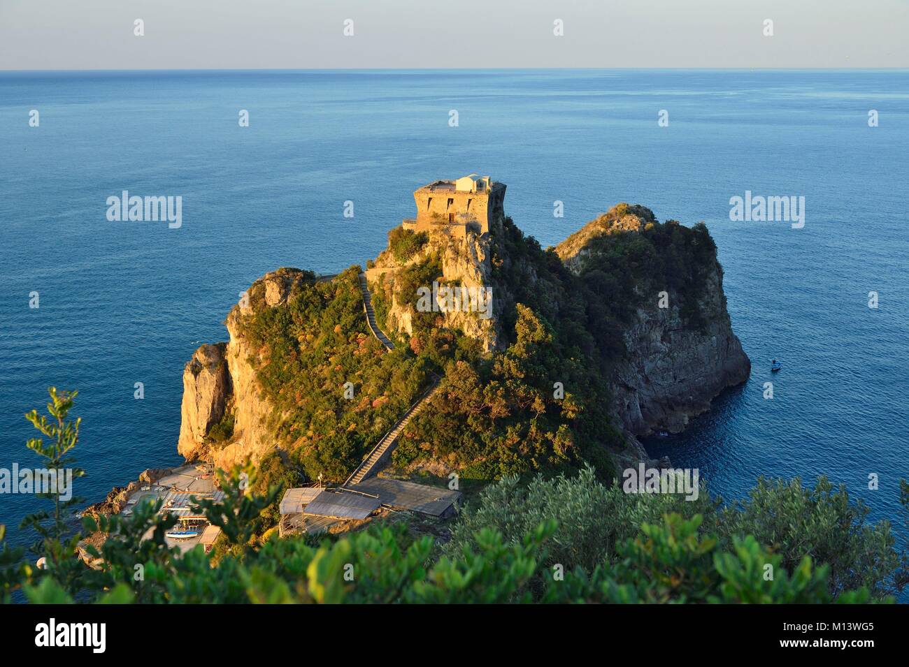 L'Italia, regione Campania, Costiera Amalfitana elencati come Patrimonio Mondiale dell'UNESCO, Conca dei Marini, Capo di Conca Foto Stock