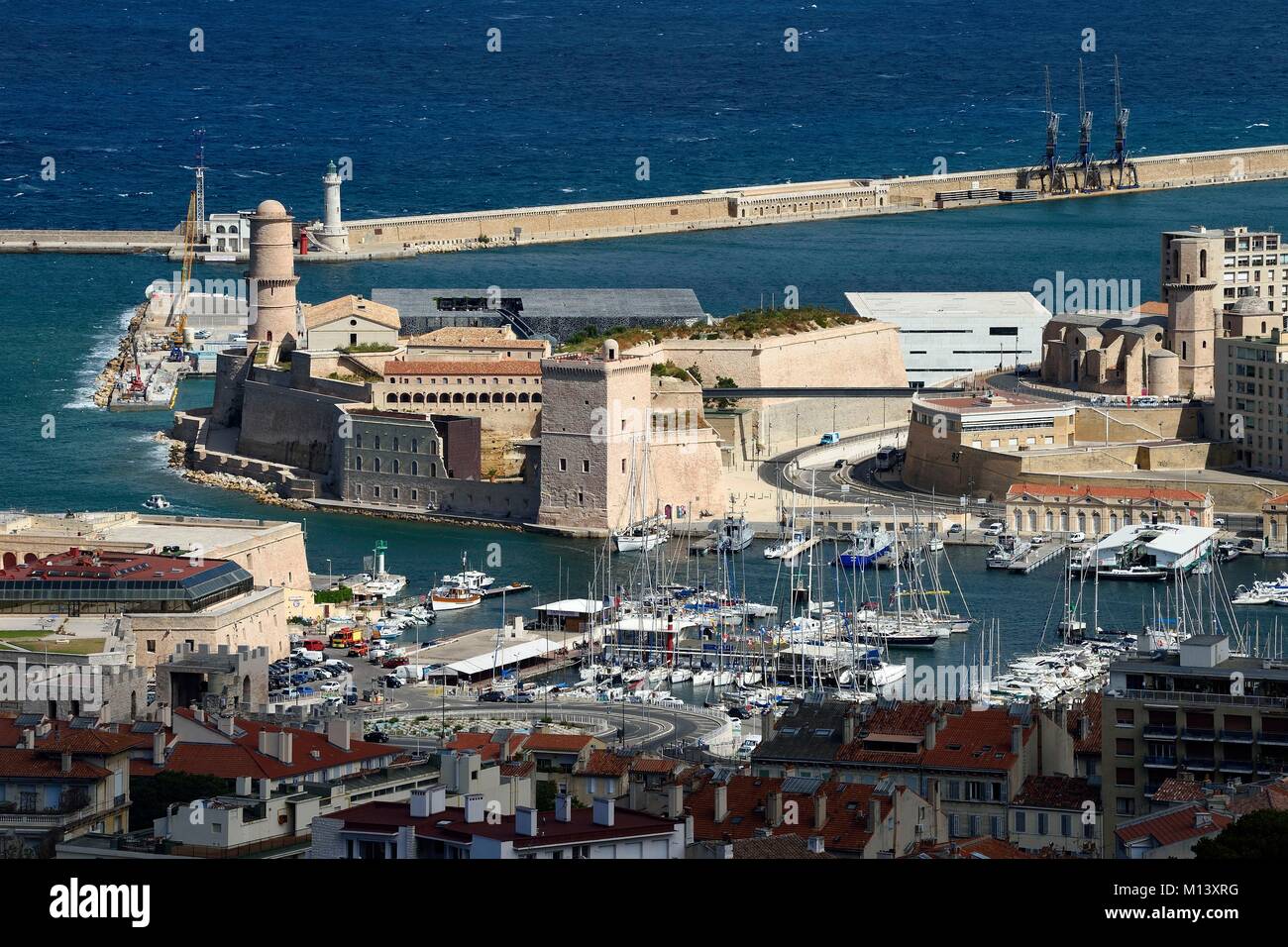 Francia, Bouches du Rhone, Marsiglia, il Fort Saint Jean presso il Vieux Port ingresso Foto Stock