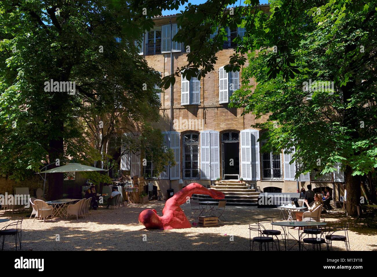 Francia, Bouches du Rhone, Aix en Provence, quartiere Mazarin, Galliffet Art Center, il museo spazio dedicato all'arte contemporanea Foto Stock