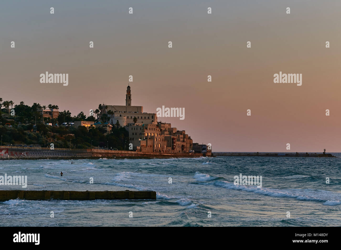 Vista mare a Giaffa antica città, sunset Foto Stock