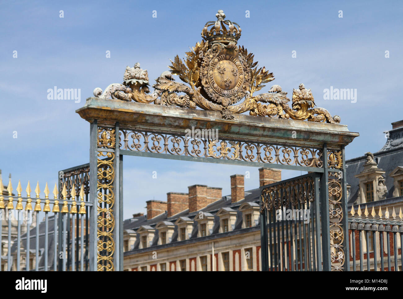 Il cancello anteriore del Palazzo di Versailles, Ile-De-France, Francia, Foto Stock