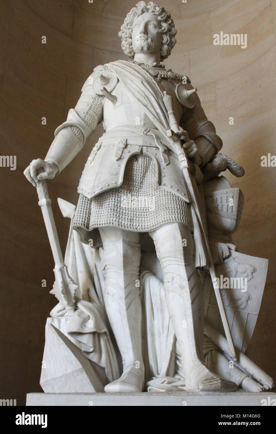 La scultura in marmo statua di Gaston IV di Foix, duca di Nemours 1489-1512 da Charles Emile Seurre nella pietra Gallery-Galerie de Pierre, Versailles Pal Foto Stock