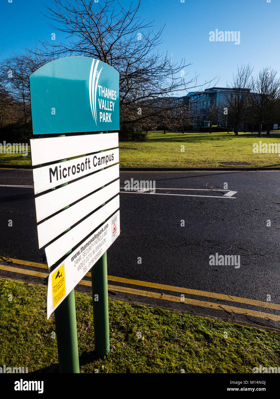 Campus Microsoft segno, Thames Valley Business Park, Reading, Berkshire, Inghilterra Foto Stock