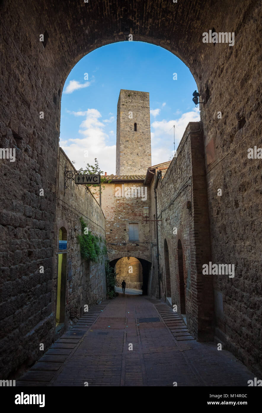 San Gimignano (Italia) - Il famoso piccolo medievale fortificata città collinare della provincia di Siena Toscana. Conosciuta come la Manhattan medioevale. Foto Stock