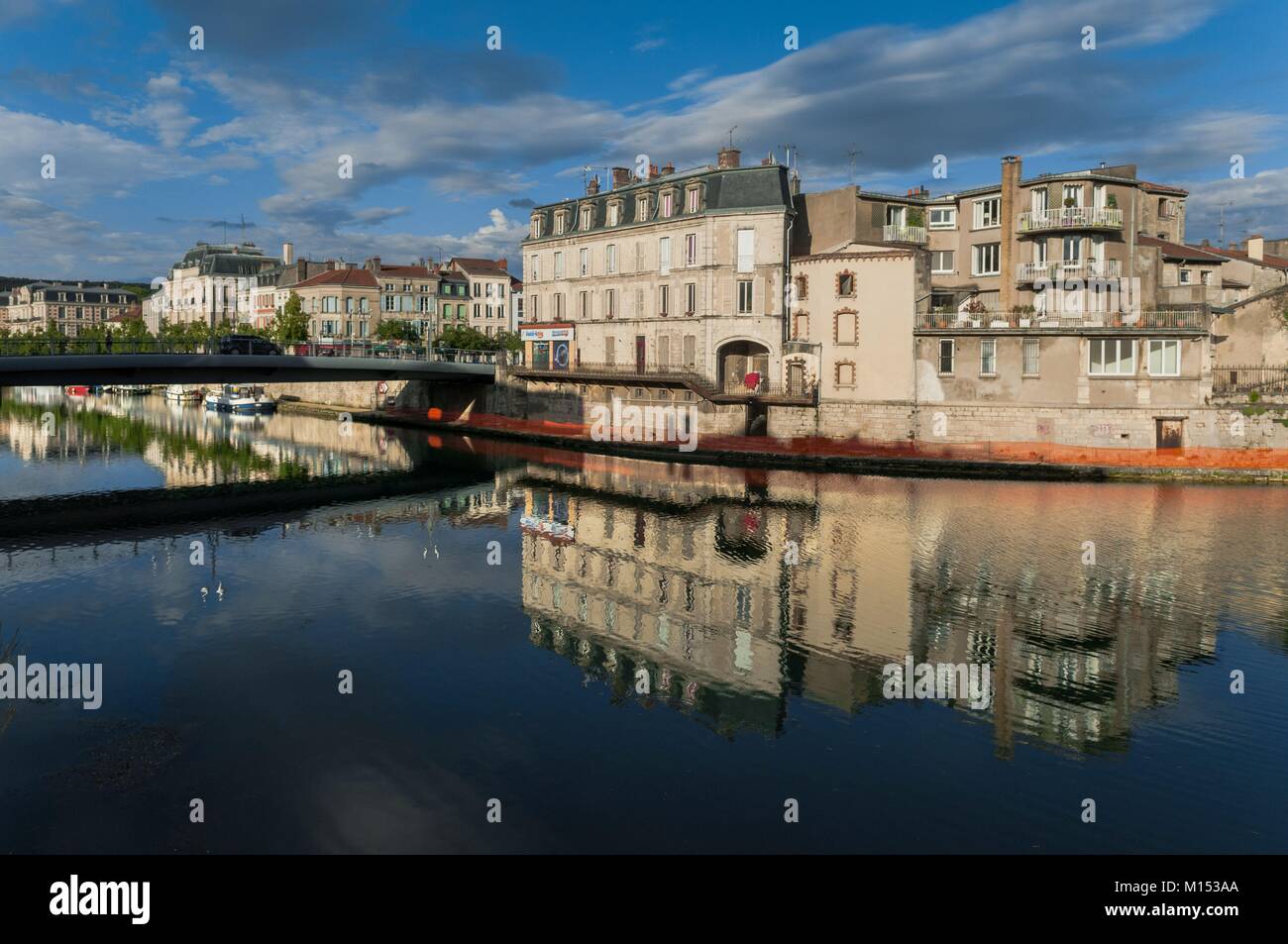 Francia, Meuse, Verdun, Frernand Legay bridge da Quai de Londres Foto Stock