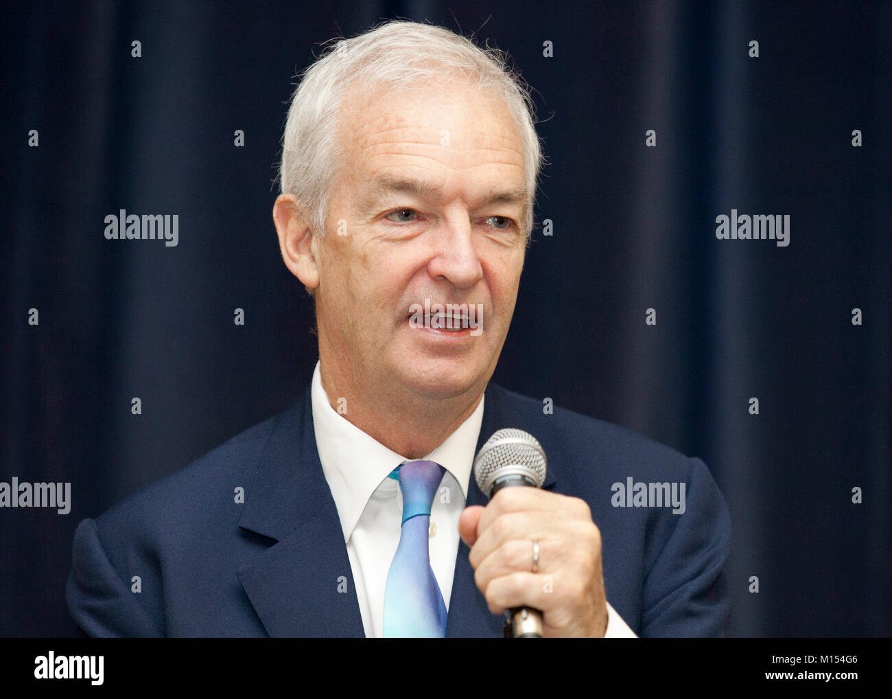 Jon Neve TV inglese news presenter noto come JohnSnow Foto Stock