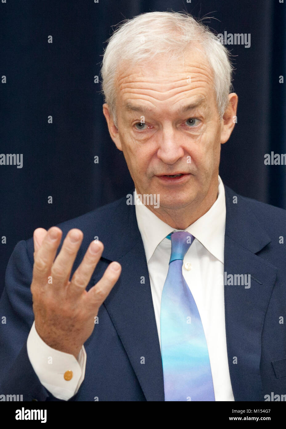 Jon Neve TV inglese news presenter noto come JohnSnow Foto Stock