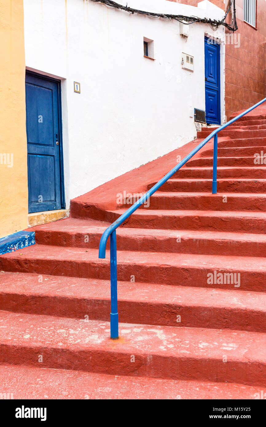 Case colorate con scale,Puerto de la Madera,Tacoronte,Tenerife,Isole Canarie,Spagna Foto Stock