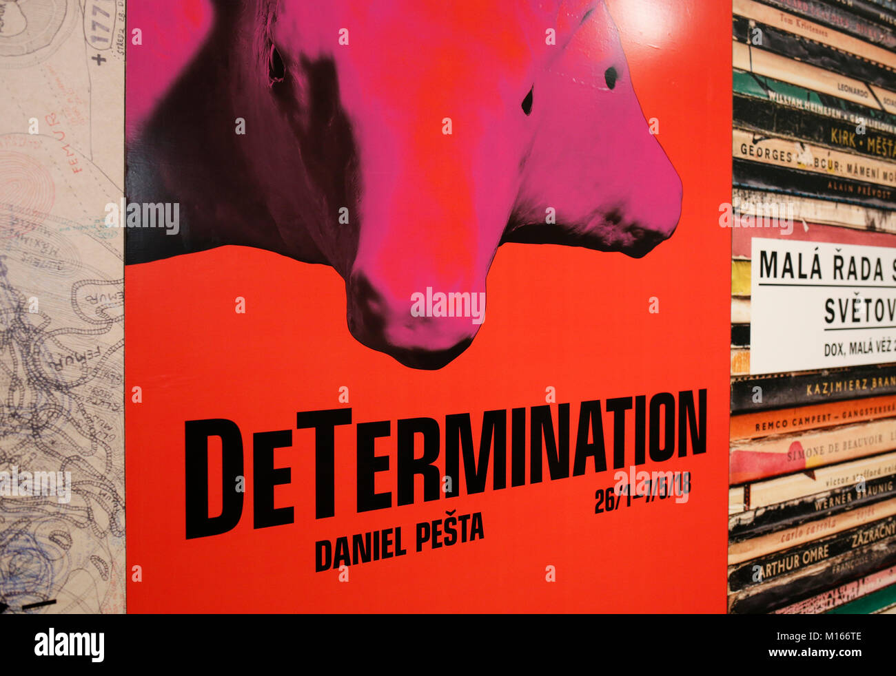 Premere Anteprima della determinazione mostra d'arte dall'artista multimediale Daniel Pesta a DOX Centro di Arte Contemporanea di Praga, Repubblica Ceca Foto Stock