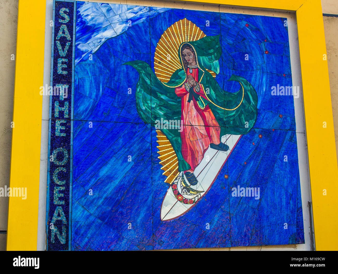 Madonna di surf Foto Stock