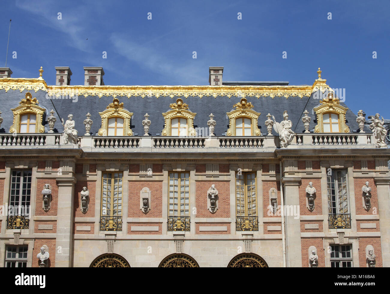 La Corte in marmo del Palazzo di Versailles, Ile-de-France, Francia. Foto Stock