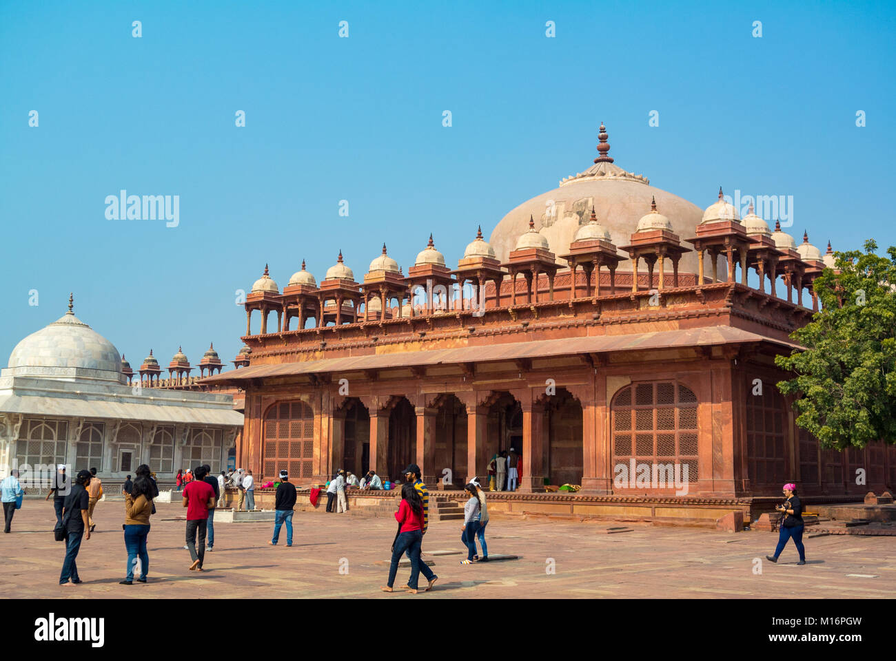 fatehpur sikri, Utttar Pradesh, Agra, India, 27th gennaio, 2017: L'architettura di Tomba di Islam Khan Foto Stock