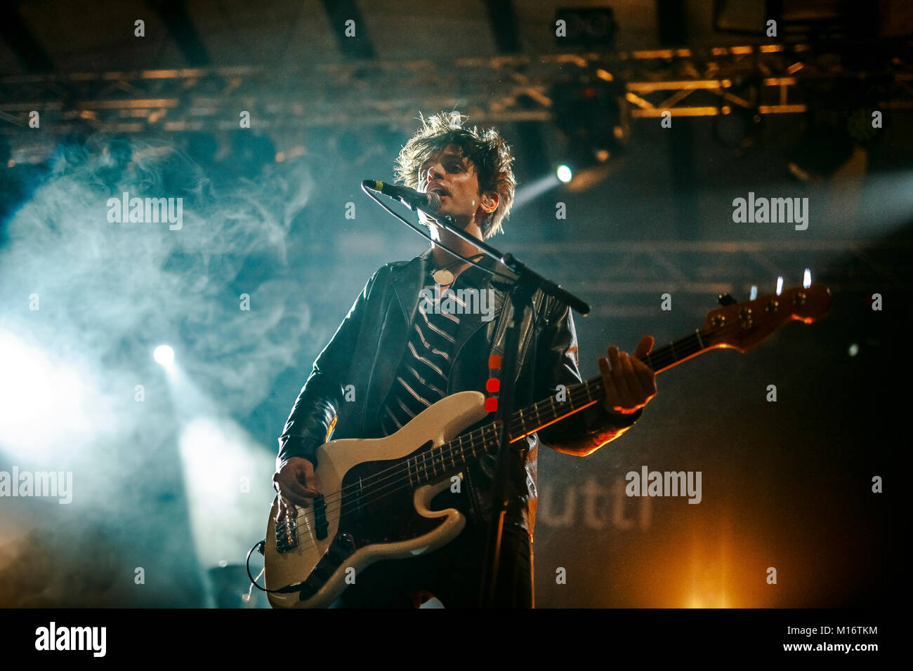 Bologna, Estragon Club 26.01.2018. Canova italian indie rock band di eseguire in Avete ragione Club credito Tour Luigi RIzzo/Alamy Live News Foto Stock