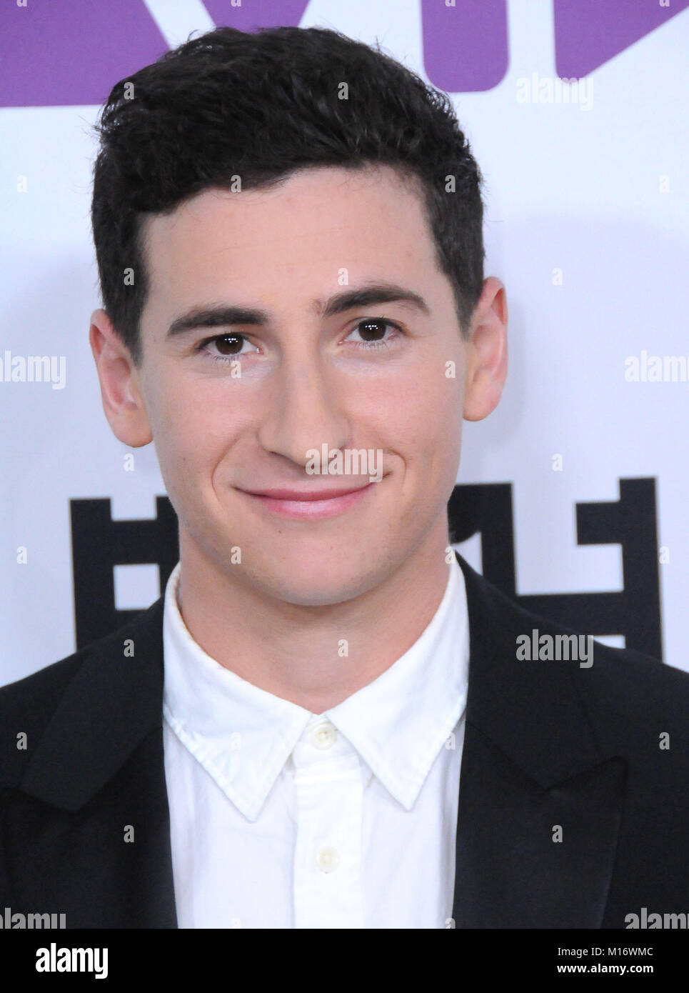 BEVERLY HILLS, CA - gennaio 26: Attore Sam Lerner assiste il 2018 ACE Eddie Awards presso il Beverly Hilton Hotel il 26 gennaio 2018 a Beverly Hills, la California. Foto di Barry re/Alamy Live News Foto Stock