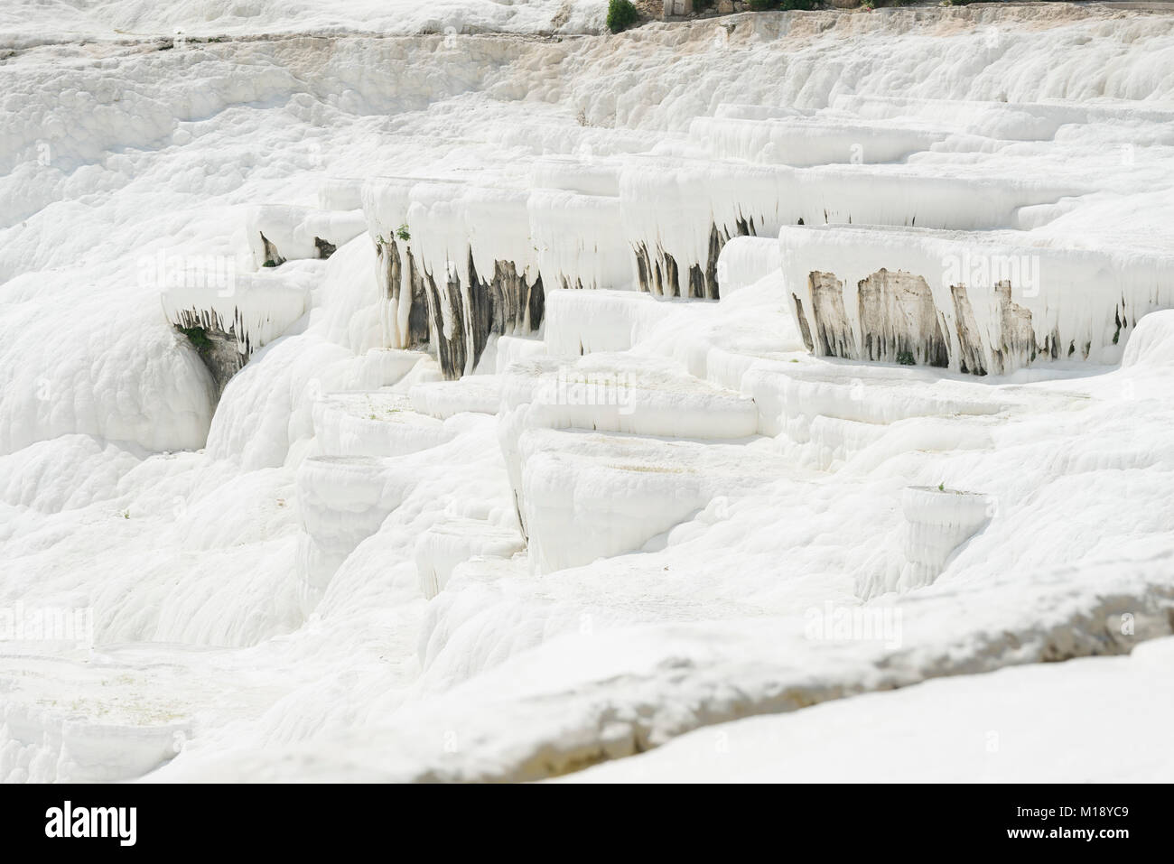 Travertini bianco texture come il cotone a Pamukkale Denizli in Turchia. Foto Stock