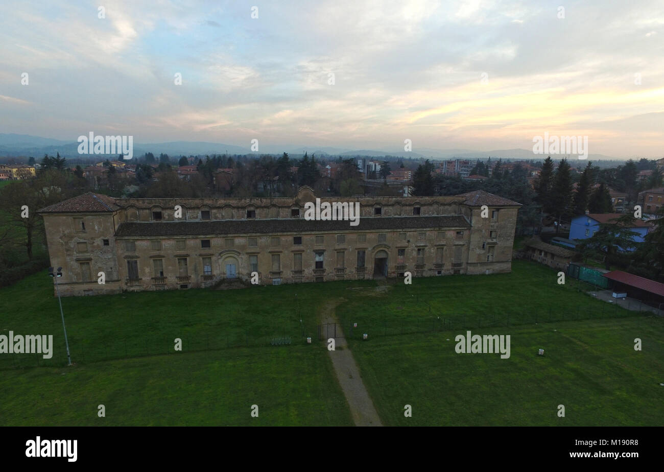 Vista aerea del palazzo ducale di Rivalta, Reggio Emilia, Italia Foto Stock