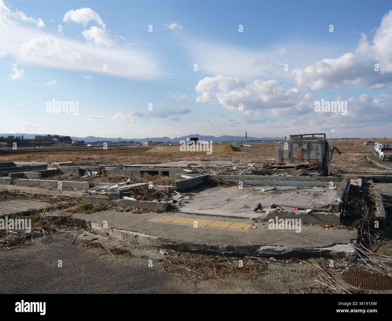 11 marzo 2014 Soma, Fukushima, Giappone, rotture di casa e la sua fondazione 3 anni dopo Tohoku Earthquak-Tsunami disaster 2011. Isobe distretto era uno dei più area danneggiata in Soma-city, Fukushima. Foto Stock