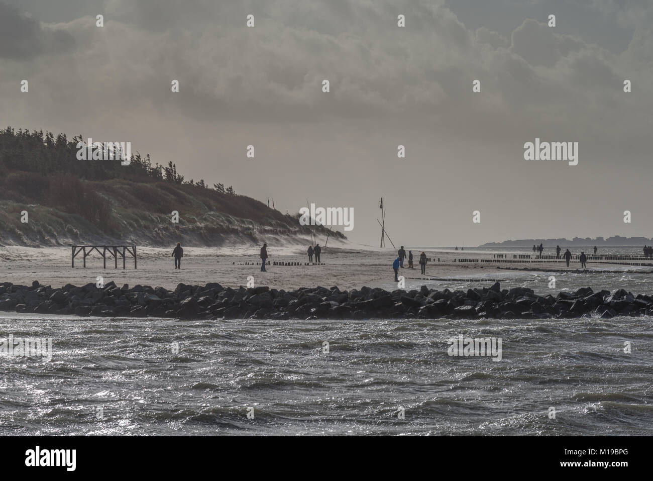 La spiaggia e il mare a Utersum sull isola di Foehr, Mare del Nord, Patrimonio naturale UNESCO, Mare del Nord, Schleswig-Holstein, Germania, Europa Foto Stock
