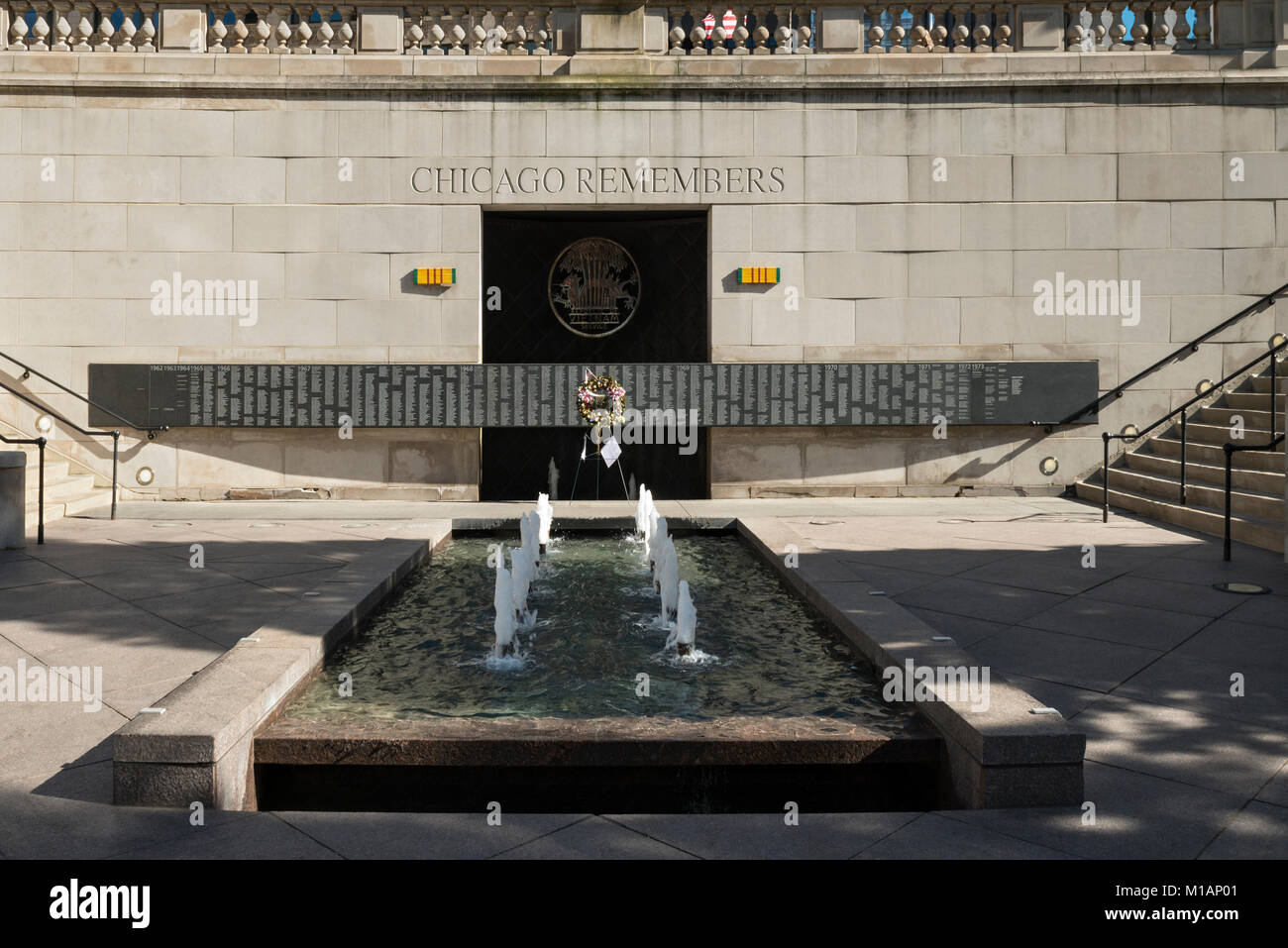 Chicago, IL - Giu 10, 2017 - Il Vietnam Veteran's Memorial Plaza a Chicago River Walk area è uno dei più grandi monumenti commemorativi al di fuori di Washington DC Foto Stock