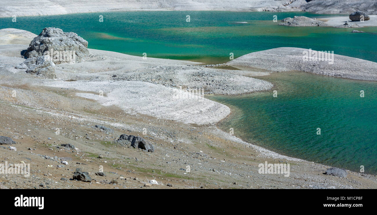 Lago Fedaia (Lago Fedaia), Valle di Fassa, Trentino Alto Adige, un lago artificiale e una diga vicino a Canazei city, situato ai piedi del massiccio della Marmolada. Foto Stock