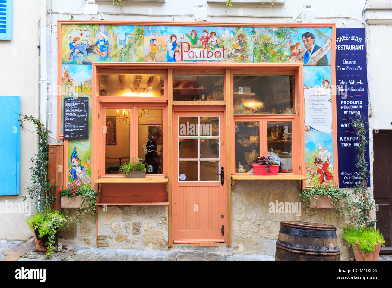 Poulbot, una tipica piccola caffetteria e ristorante a Montmartre, Paris, Francia Foto Stock