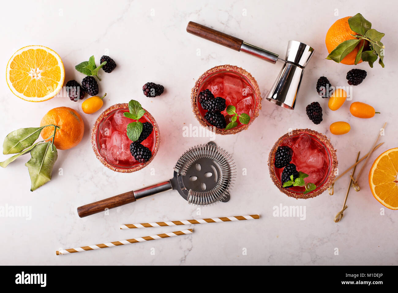 Blackberry citrus margaritas Foto Stock