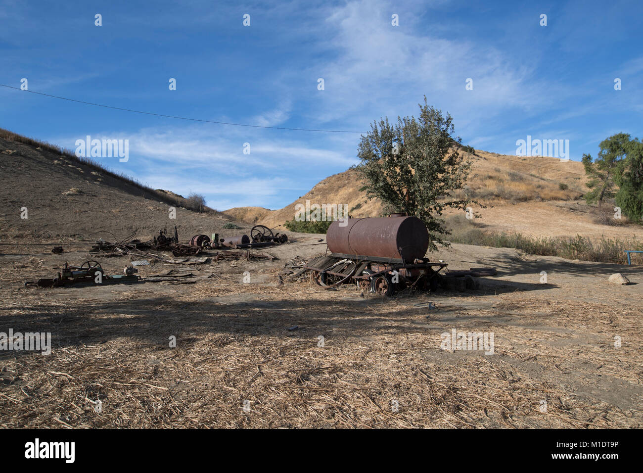 Abbandonato attrezzature agricole e terreni agricoli, Mentryville, Pico Canyon, Contea di Los Angeles Foto Stock