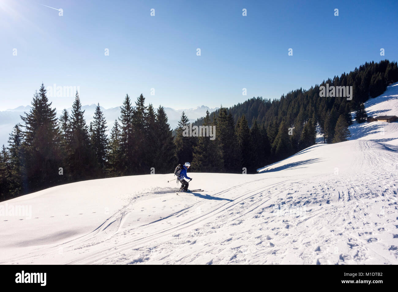 Ski Tourer a Hörnle, Bad Kohlgrub, Ammergauer Alpen, Baviera, Germania Foto Stock