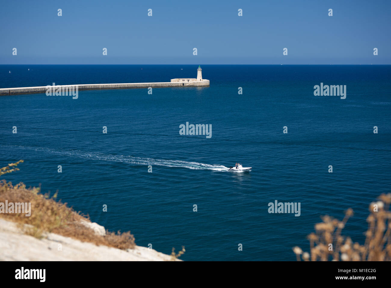 La Valletta, Malta, guardando verso San Elmo faro Foto Stock