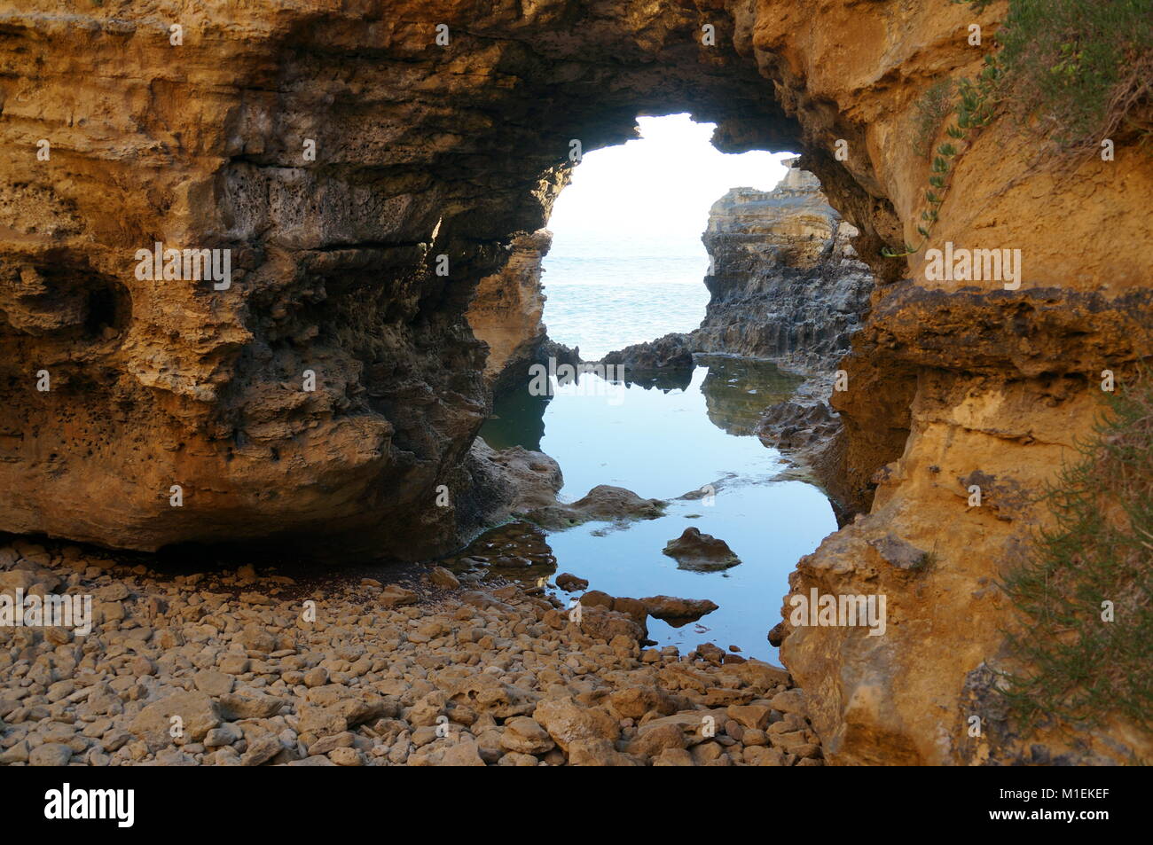 La Grotta sulla Great Ocean Road Foto Stock