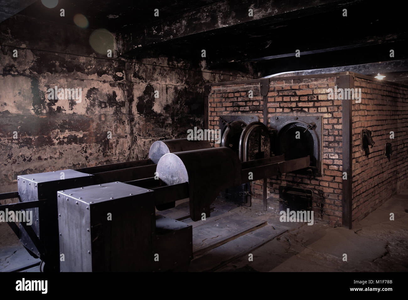Crematorio forni bunker interno ad Auschwitz ho museo commemorativo di Holocaust - Polonia Foto Stock