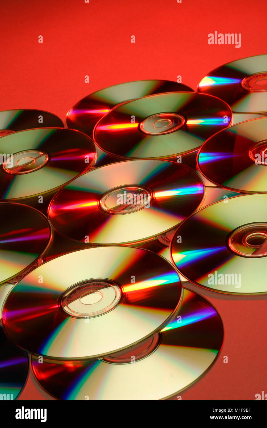 Colorati effetti di rifrazione su DVD Foto Stock