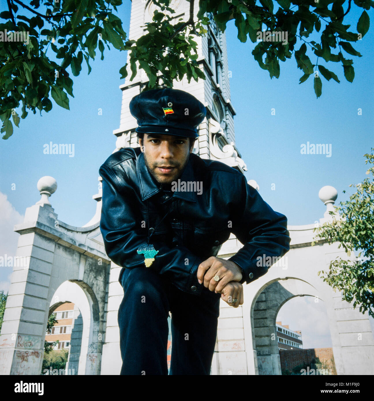 Rebel MC,Michael West, Congonatty, musicista, fotografato in North London Park nel 1990/1991. Regno Unito Foto Stock