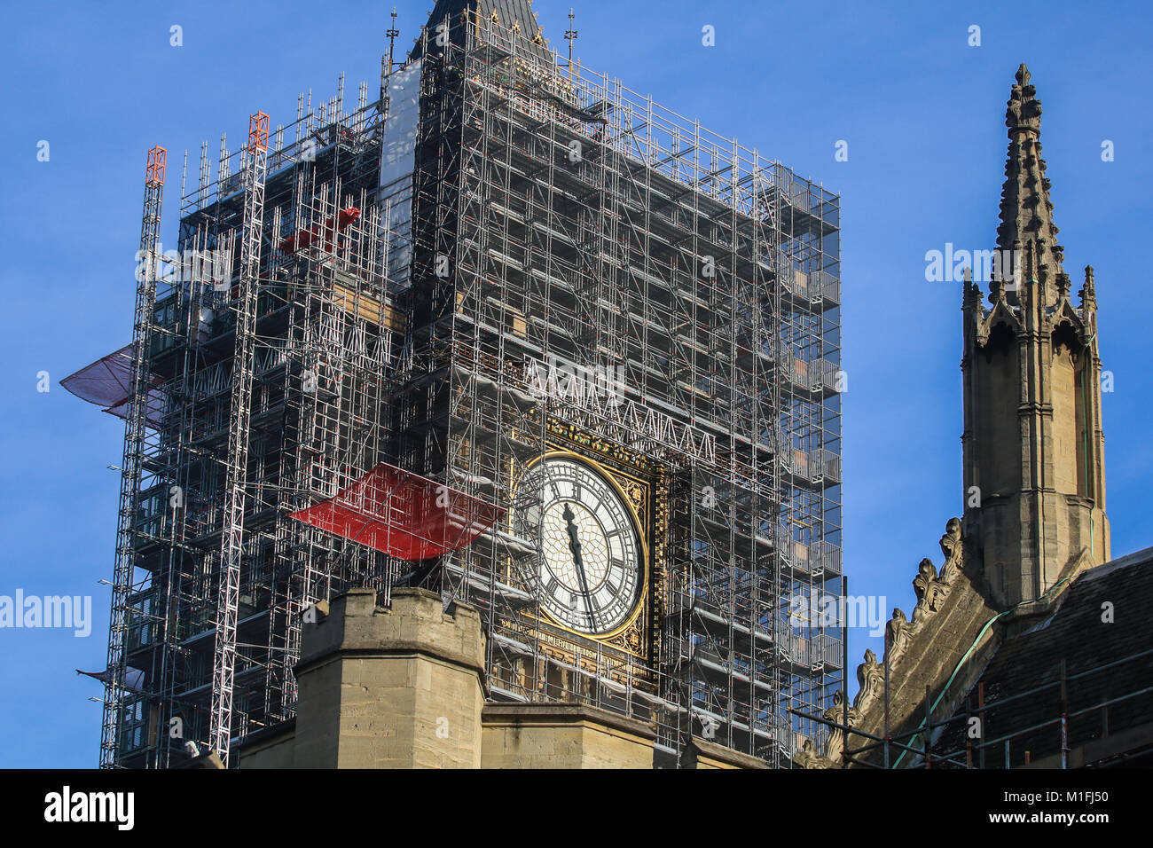 Londra, Regno Unito. 30 gen, 2018. La controversa proposta di entrambi i membri della Casa del Parlamento a lasciare il Palazzo di Westminster e spostare a temprary alloggi mentre il £3.5bn lavori di restauro vengono effettuate per un periodo di sei anni. La sedia del lavoro dei conti pubblici comitato, Meg Hillier ritiene un rinnovo completo è necessario credito: amer ghazzal/Alamy Live News Foto Stock