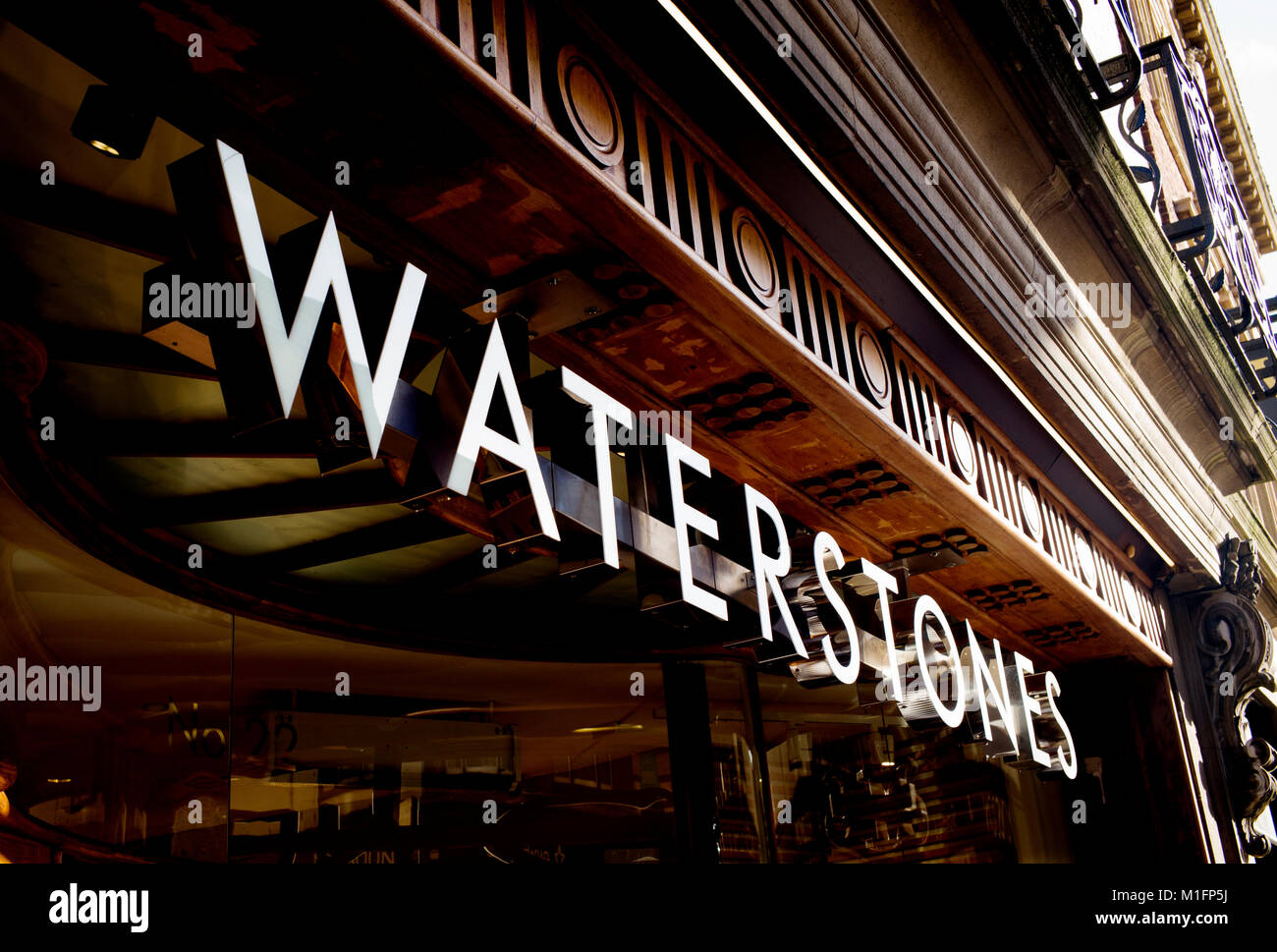 Cambridge, Regno Unito. Il 30 gennaio, 2018. Waterstones Book Shop in Inghilterra Cambridge Regno Unito 30 gennaio 2018 Dopo il successo realizzato da Waterstones MD James Daunt nel girare il bookshop compagnia attorno da una perdita organizzazione di uno ora realizzare un profitto per l'attuale proprietario Alexander Mamut la società può ora essere in su per la vendita tramite un stiock scambio credito flottazione: BRIAN HARRIS/Alamy Live News Foto Stock